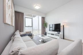 Sophisticated 1 Bedroom Apartment in Bloom Tower B